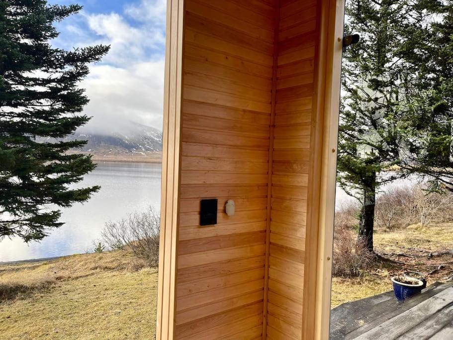 Luxury Lakefront Villa, Infinity Hot Tub And Sauna Grimsnes og Grafningshreppur ภายนอก รูปภาพ