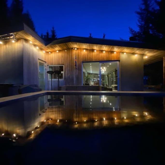 Luxury Lakefront Villa, Infinity Hot Tub And Sauna Grimsnes og Grafningshreppur ภายนอก รูปภาพ