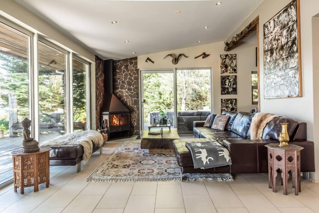 Luxury Lakefront Villa, Infinity Hot Tub And Sauna Grimsnes og Grafningshreppur ภายนอก รูปภาพ