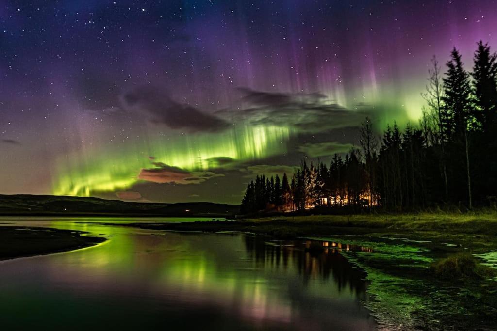 Luxury Lakefront Villa, Infinity Hot Tub And Sauna Grimsnes og Grafningshreppur ภายนอก รูปภาพ