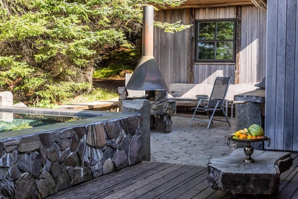 Luxury Lakefront Villa, Infinity Hot Tub And Sauna Grimsnes og Grafningshreppur ภายนอก รูปภาพ